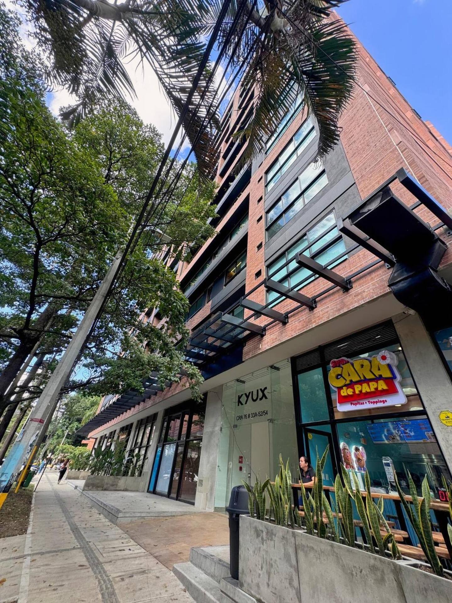 1br Near Unicentro, Upb & 2nd Parque Laureles * Medellín